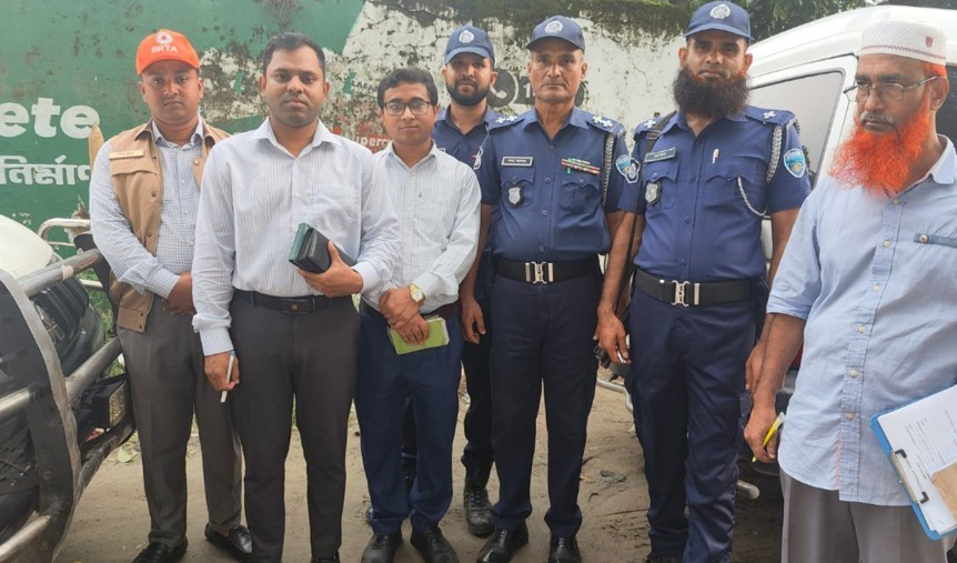 কুমিল্লায় জেলা প্রশাসন, জেলা পুলিশ ও বিআরটিএ এর যৌথ অভিযান